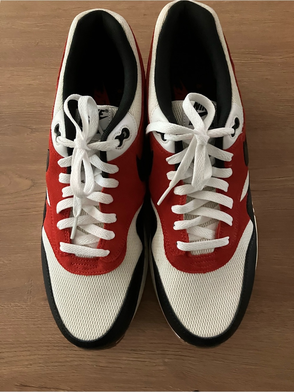 Nike Men's Red, White & Black Low-Top Sneakers